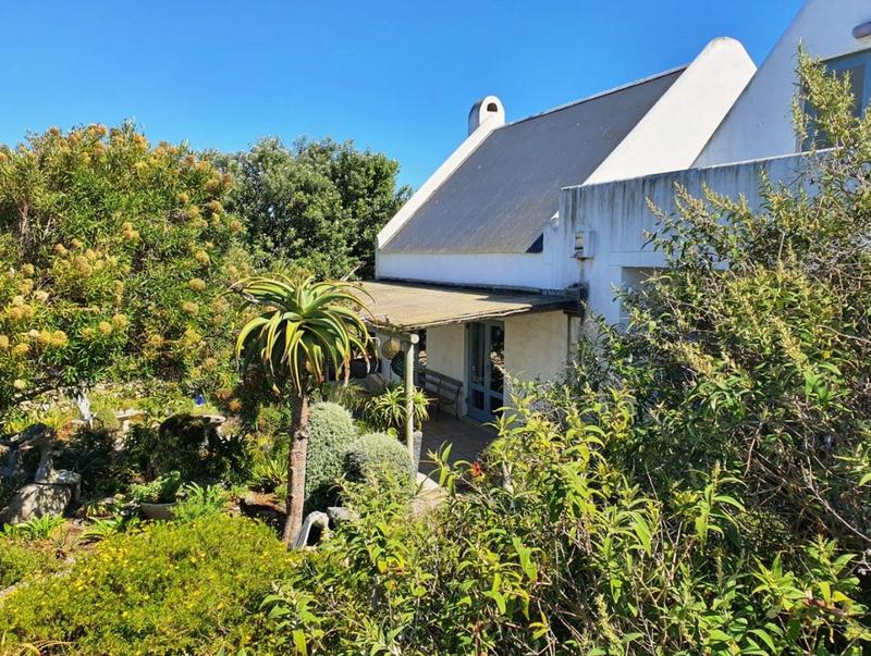 4 Bedroom Property for Sale in Jacobsbaai Western Cape